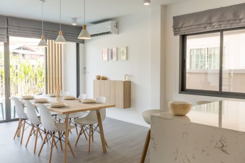 Дом в Чиангмае, Таиланд с 4 спальнями № 160110 - фото 5