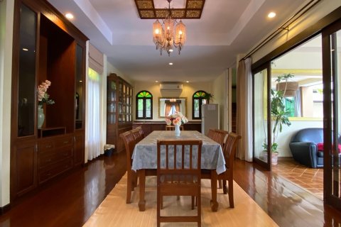 House in Chiang Mai, Thailand 5 bedrooms № 160107 - photo 17