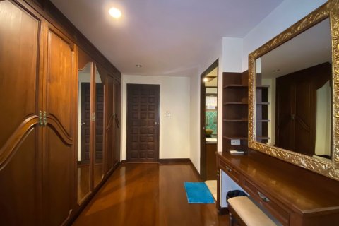 House in Chiang Mai, Thailand 5 bedrooms № 160107 - photo 26