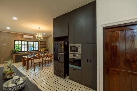 Maison à Chiang Mai, Thaïlande 5 chambres № 160111 - photo 13