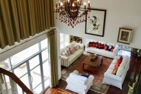 House in Chiang Mai, Thailand 4 bedrooms № 160109 - photo 12