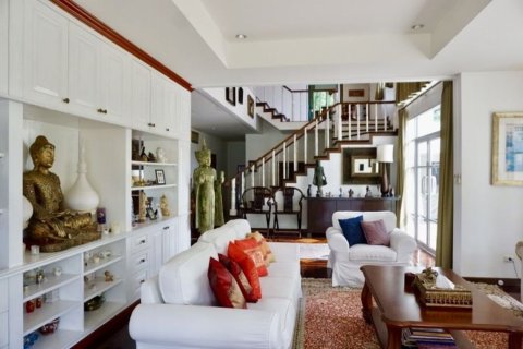 House in Chiang Mai, Thailand 4 bedrooms № 160109 - photo 4