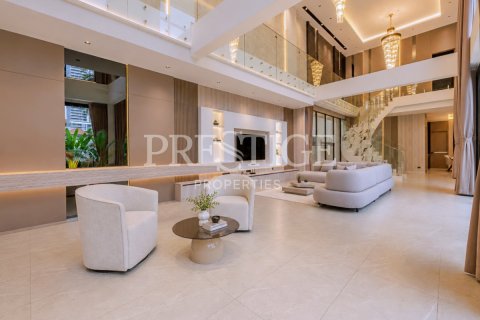 House in Pattaya, Thailand 6 bedrooms № 198111 - photo 4