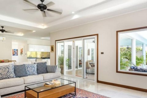 Villa in Hua Hin, Thailand 4 bedrooms № 114717 - photo 6