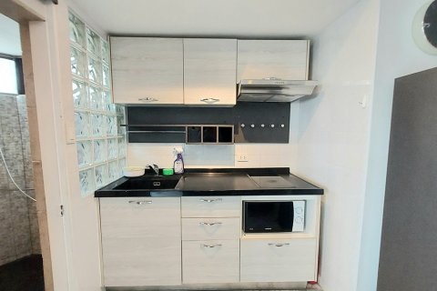 Condo à Watthana, Bangkok, Thaïlande, 2 chambres № 201079 - photo 2