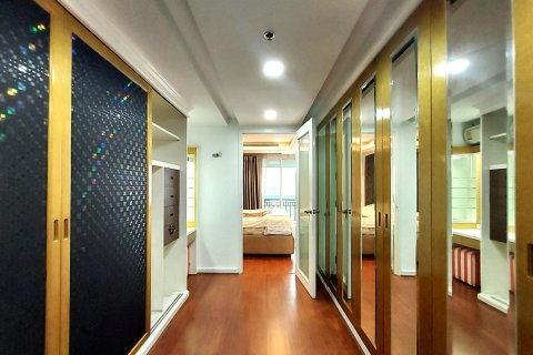 Condo à Watthana, Bangkok, Thaïlande, 1 chambre № 201083 - photo 13