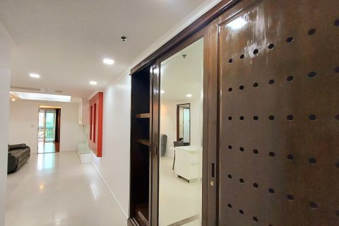 Condo à Watthana, Bangkok, Thaïlande, 1 chambre № 201083 - photo 9