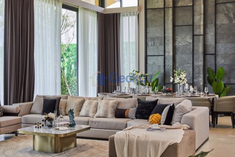 House in Pattaya, Thailand 4 bedrooms № 196310 - photo 9