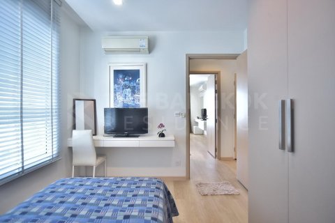 Condo in Bangkok, Thailand, 2 bedrooms № 185100 - photo 3