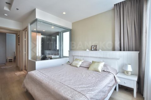 Condo in Bangkok, Thailand, 2 bedrooms № 185100 - photo 9