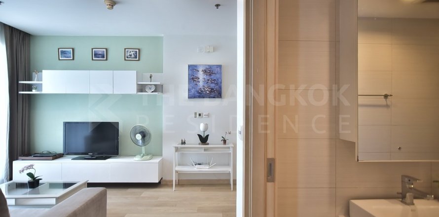 Condo in Bangkok, Thailand, 2 bedrooms № 185100
