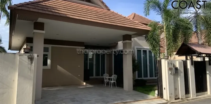 Casa de 3 dormitorios en Pattaya, Tailandia № 213322