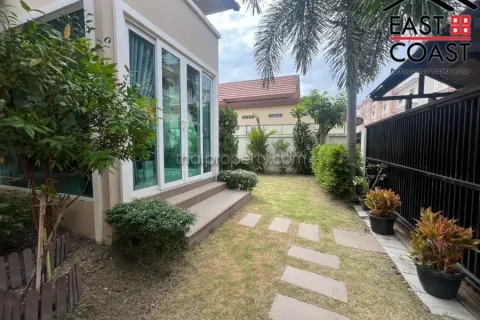 Casa de 3 dormitorios en Pattaya, Tailandia № 213322 - foto 11