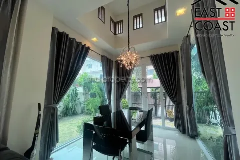 Casa de 3 dormitorios en Pattaya, Tailandia № 213322 - foto 3