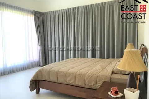 Casa de 4 dormitorios en Pattaya, Tailandia № 213324 - foto 11