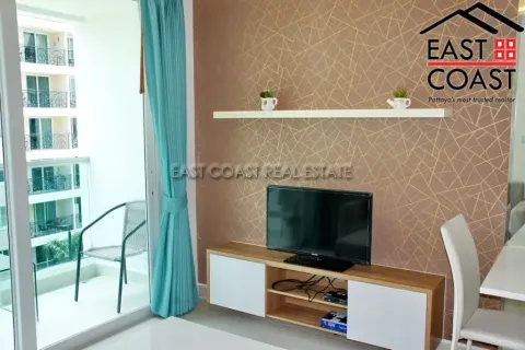 Condominio de 1 dormitorio en Jomtien Beach, Pattaya, Tailandia № 213320 - foto 2