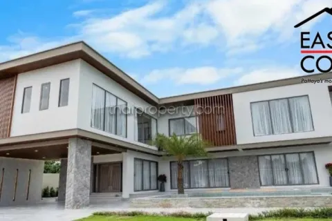 Maison à Pattaya, Thaïlande 7 chambres № 213321