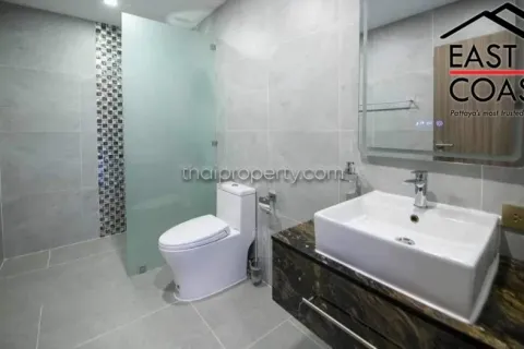 Casa de 7 dormitorios en Pattaya, Tailandia № 213321 - foto 10