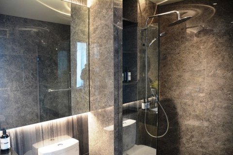 Condo in Watthana, Bangkok, Thailand, 2 bedrooms  № 167560 - photo 16