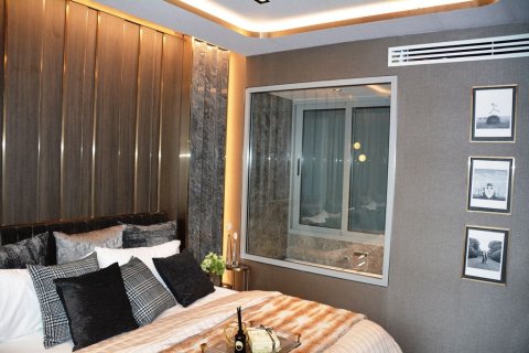 Condo in Watthana, Bangkok, Thailand, 2 bedrooms  № 167560 - photo 12