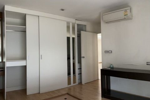 Кондоминиум с 2 спальнями в Пхракханонге, Бангкок, Таиланд № 167561 - фото 18