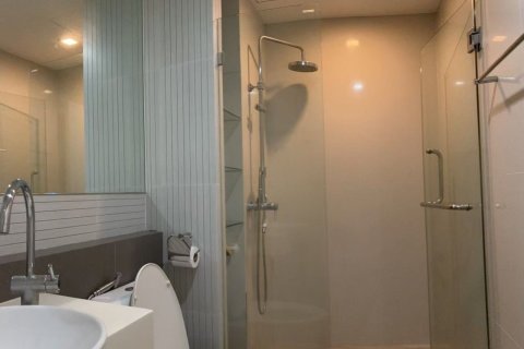 Кондоминиум с 2 спальнями в Пхракханонге, Бангкок, Таиланд № 167561 - фото 21