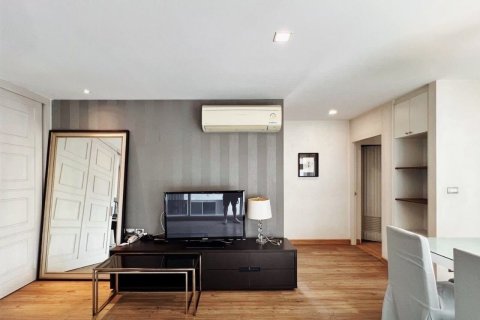 Кондоминиум с 2 спальнями в Пхракханонге, Бангкок, Таиланд № 167561 - фото 9