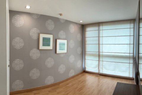 Кондоминиум с 2 спальнями в Пхракханонге, Бангкок, Таиланд № 167561 - фото 11