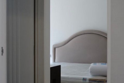 Кондоминиум с 2 спальнями в Пхракханонге, Бангкок, Таиланд № 167561 - фото 13