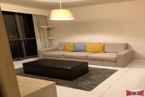 Apartment in Bangkok, Thailand 2 bedrooms № 118618 - photo 1