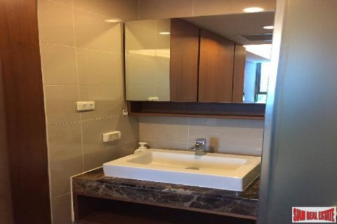 Apartment in Bangkok, Thailand 2 bedrooms № 118618 - photo 5