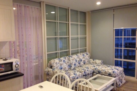 Condo in Hua Hin, Thailand, 2 bedrooms  № 167506 - photo 2