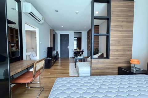 Студия в кондо в Ваттхане, Бангкок, Таиланд № 167502