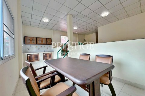 House in Pattaya, Thailand 7 bedrooms № 198095 - photo 12