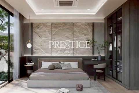 House in Pattaya, Thailand 6 bedrooms № 198089 - photo 10