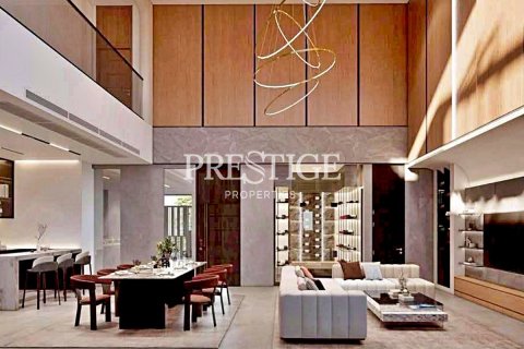 House in Pattaya, Thailand 6 bedrooms № 198089 - photo 4
