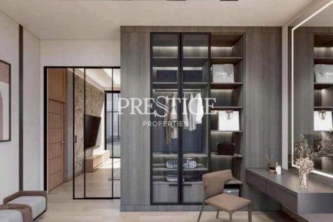 House in Pattaya, Thailand 6 bedrooms № 198089 - photo 11