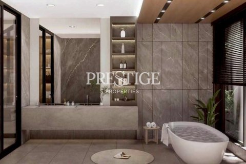 House in Pattaya, Thailand 6 bedrooms № 198089 - photo 17