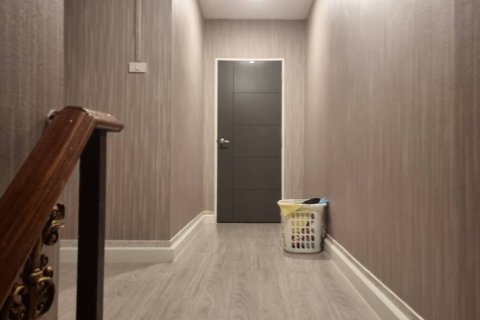 Townhouse à Huai Khwang, Bangkok, Thaïlande 4 chambres № 170840 - photo 14