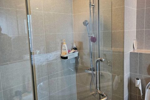 Condo à Watthana, Bangkok, Thaïlande, 2 chambres  № 170841 - photo 10