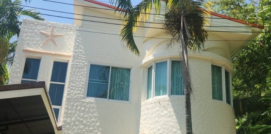 Villa à Phuket, Thaïlande 4 chambres № 135510