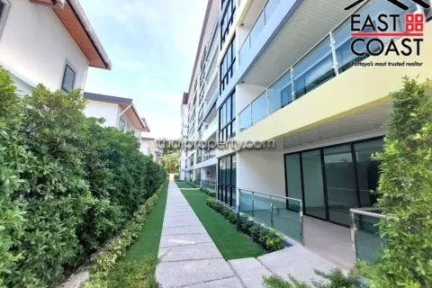 Condominio de 2 dormitorios en Jomtien Beach, Pattaya, Tailandia № 212874 - foto 30