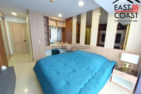 Condominio de 2 dormitorios en Jomtien Beach, Pattaya, Tailandia № 212874 - foto 19