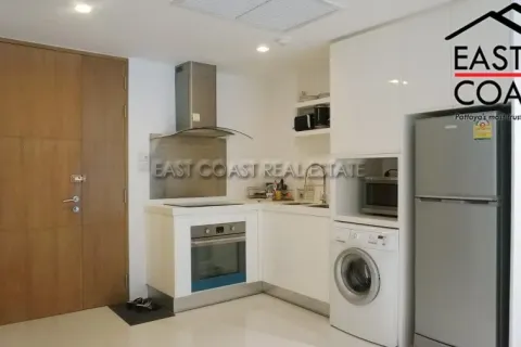 Condominio de 2 dormitorios en Pattaya, Tailandia № 212877 - foto 3