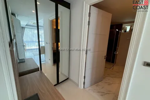 Casa de 4 dormitorios en Jomtien Beach, Pattaya, Tailandia № 212875 - foto 5