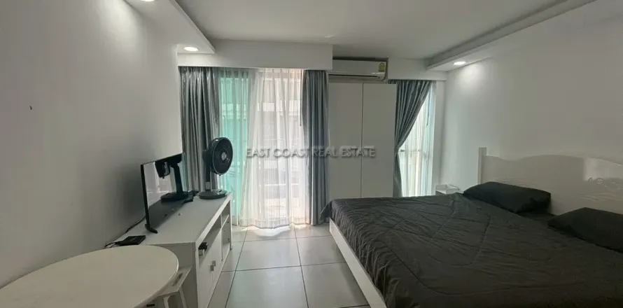 Estudio en el condominio en Pattaya, Tailandia № 212871