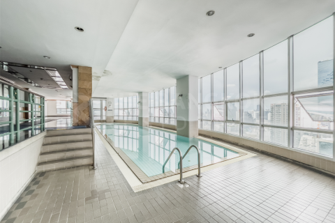 Condo in Bangkok, Thailand, 3 bedrooms  № 187644
