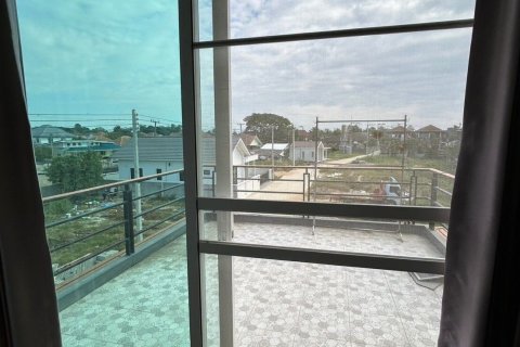 Duplex à San Sai, Thaïlande 3 chambres № 156165 - photo 13