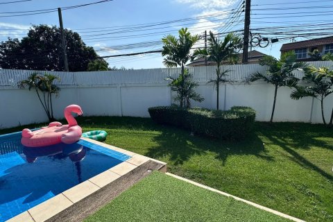 Villa in Phuket, Thailand 3 bedrooms № 156163 - photo 6