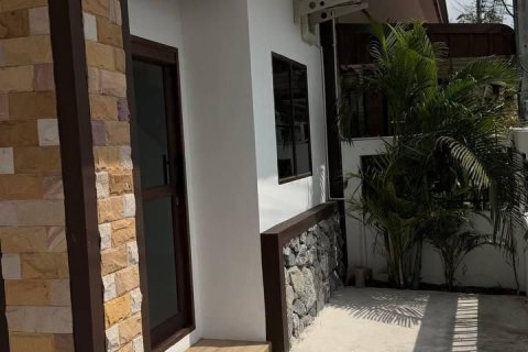 Townhouse in Ko Samui, Thailand 3 bedrooms № 168892 - photo 17